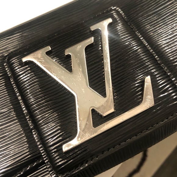 Louis Vuitton Limited Edition Clutch - Picture 6 of 9